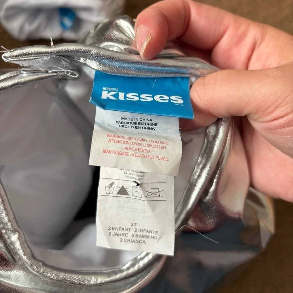 Hershey Kiss Plush 2 Piece Costume Hat Silver 2T Halloween Hershey Park